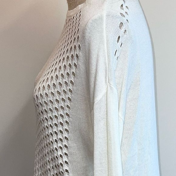 NWOT Two by Vince Camuto Hole Knit Linen Blend Sweater Sz S - Picture 4 of 9